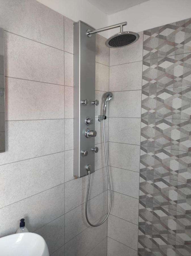 Appartement Apartma Ziva Hiska 92 à Catez ob Savi Extérieur photo